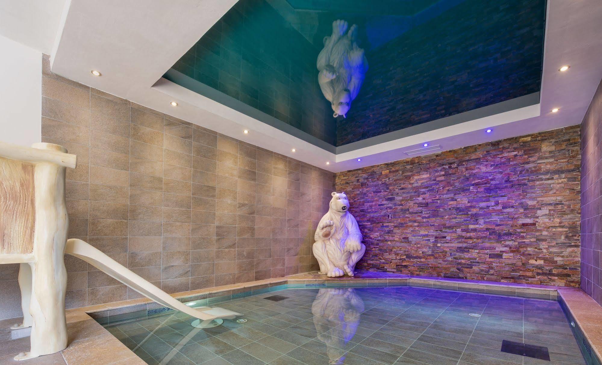 Cgh Residences And Spa Les Chalets De Leana Les Carroz d'Araches Eksteriør billede